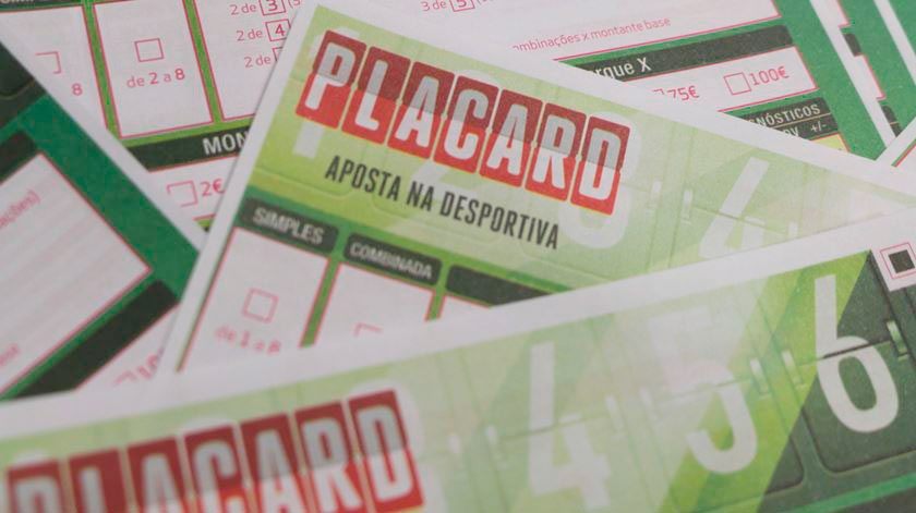 Placard Online Vs Placard Físico